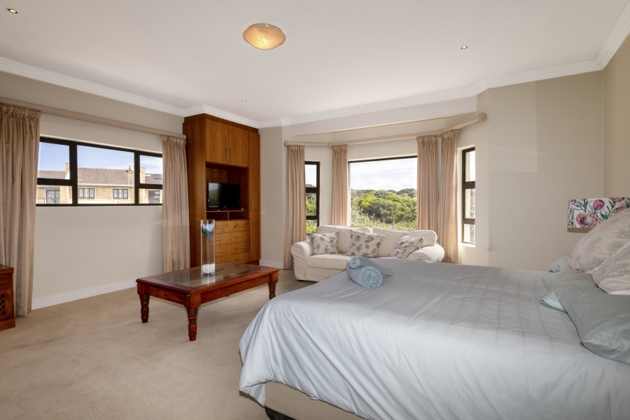 4 Bedroom Property for Sale in West Beach Eastern Cape